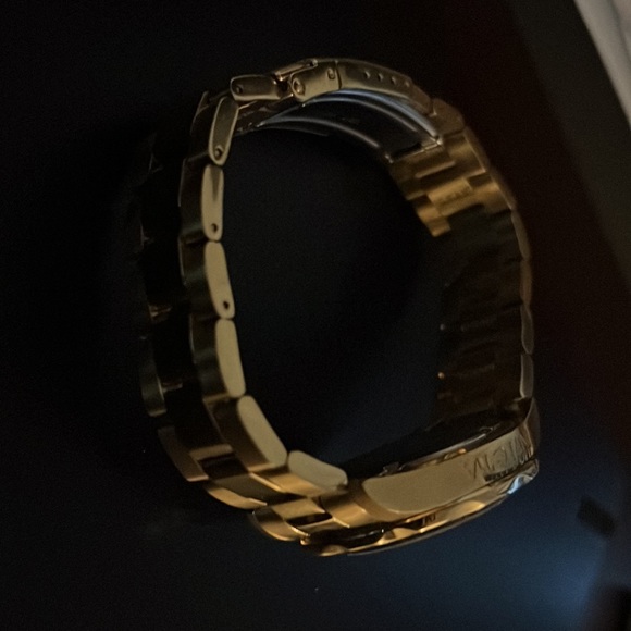 Invicta 10K Gold Plated Pro Diver’s Watch - Picture 4 of 6